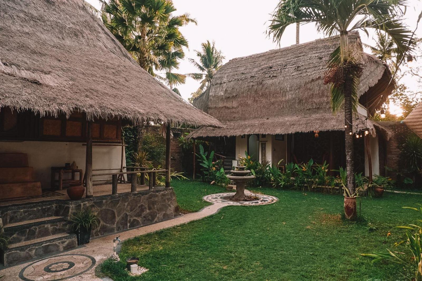 Hotel Sasak Experience à Kuta  Extérieur photo