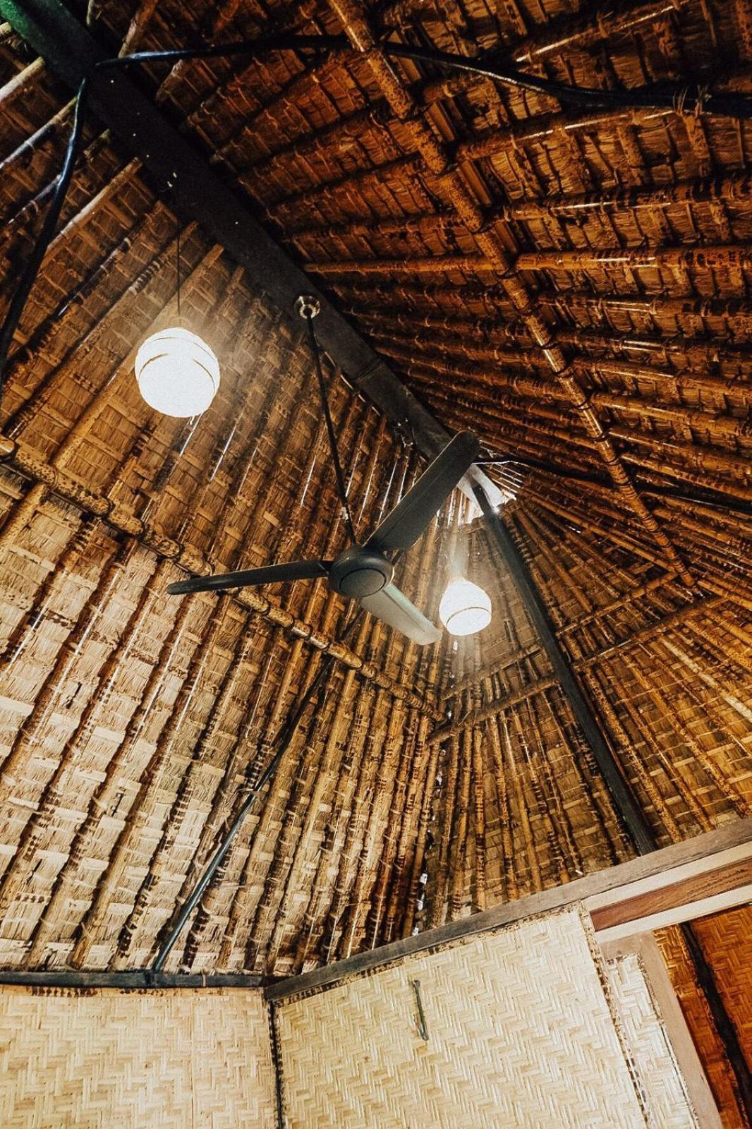 Hotel Sasak Experience à Kuta  Extérieur photo