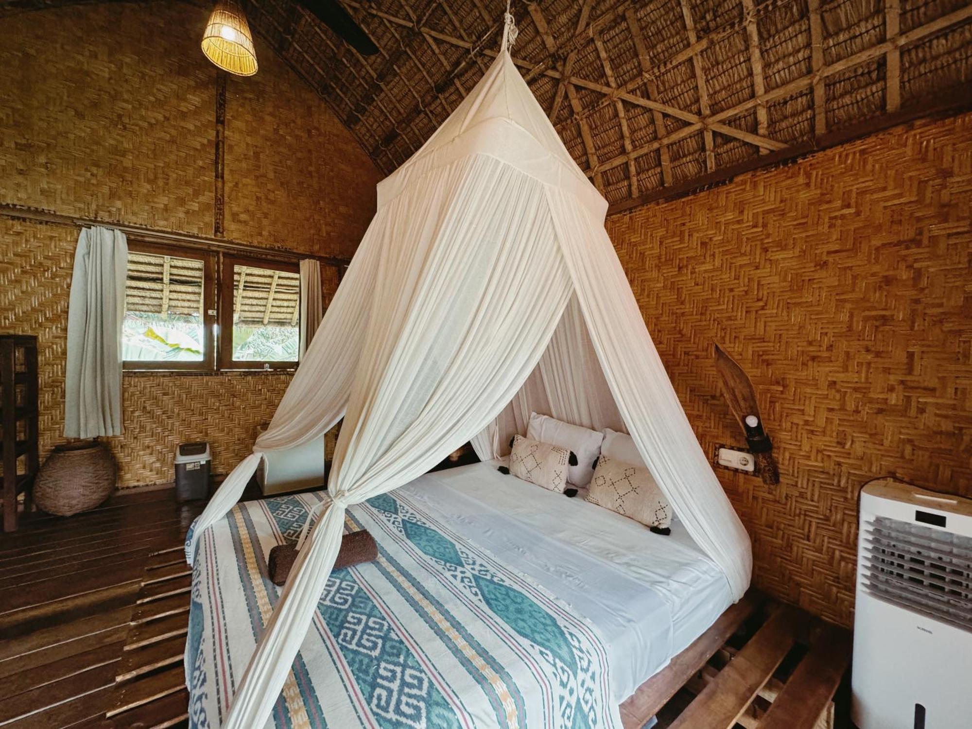 Hotel Sasak Experience à Kuta  Extérieur photo