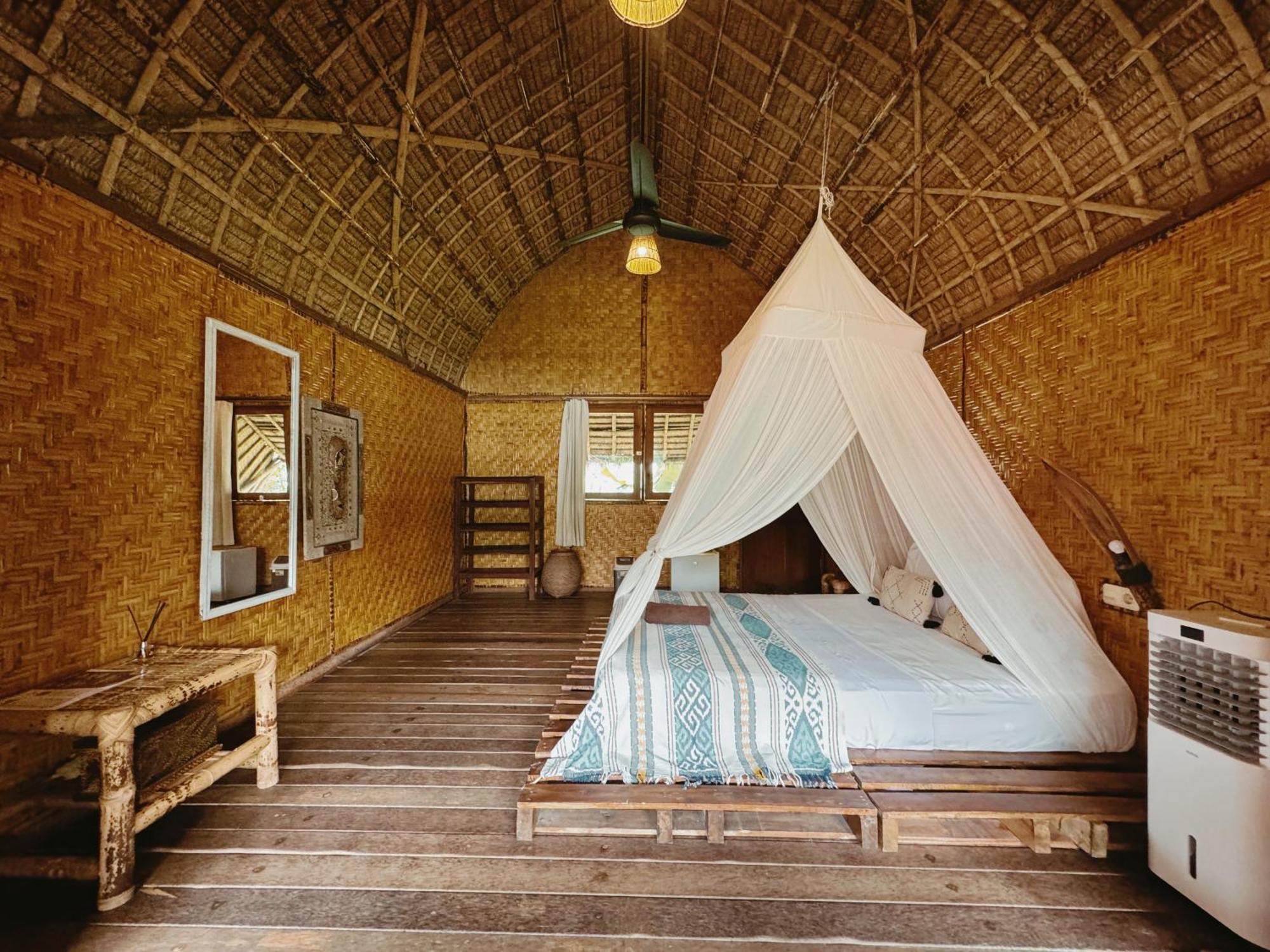 Hotel Sasak Experience à Kuta  Extérieur photo