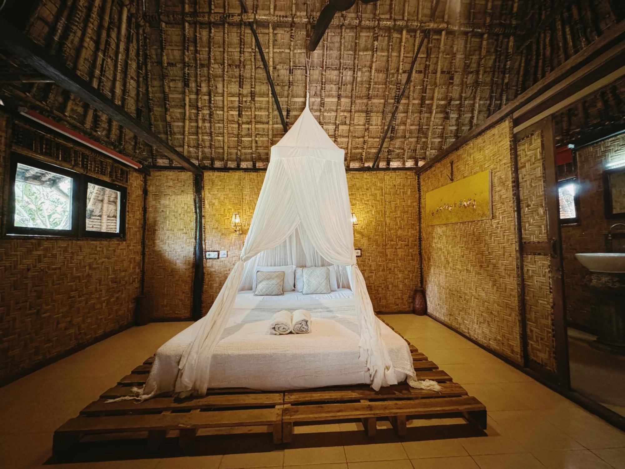 Hotel Sasak Experience à Kuta  Extérieur photo